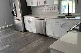 1428 Lamanto Ave E, Jacksonville, FL 32210 - Photo 5