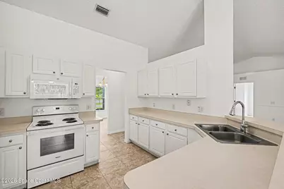 280 Delake Road NW, Palm Bay, FL 32907 - Photo 3