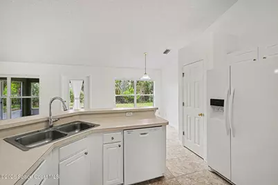 280 Delake Road NW, Palm Bay, FL 32907 - Photo 17