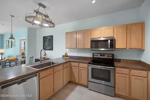 2733 Glenridge Cir, Merritt Island, FL 32953 - Photo 9
