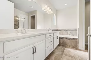 7663 Loren Cove Dr, Melbourne, FL 32940 - Photo 11
