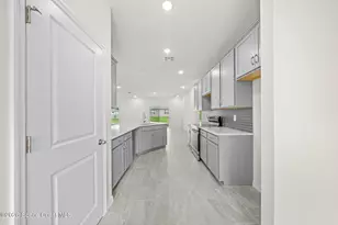467 Lackland St SW, Palm Bay, FL 32908 - Photo 15