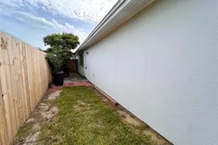 212 Monroe Ave, Cape Canaveral, FL 32920 - Photo 15