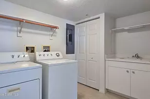 7128 Marbella Ct, Cape Canaveral, FL 32920 - Photo 15