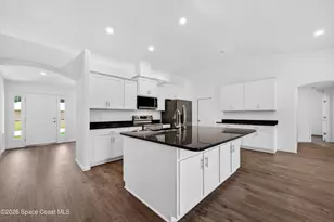 1098 Big Horn Cir NW, Palm Bay, FL 32907 - Photo 11