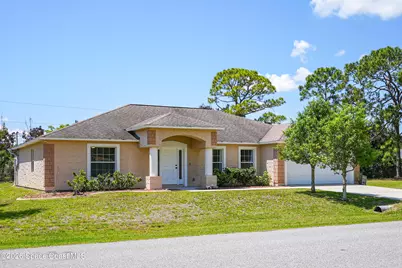 550 Brickell Street SE, Palm Bay, FL 32909 - Photo 1