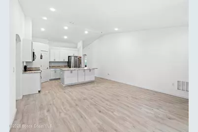 566 Forrest Hills Street SW, Palm Bay, FL 32908 - Photo 13