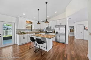 2280 Plantation Dr, Melbourne, FL 32935 - Photo 13