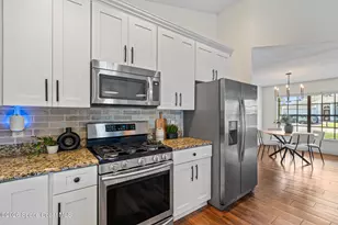 2280 Plantation Dr, Melbourne, FL 32935 - Photo 17