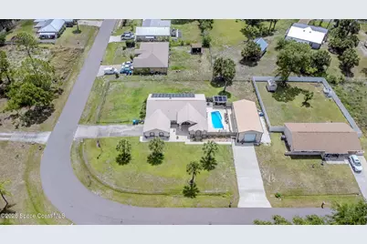 181 Hurtig Avenue NW, Palm Bay, FL 32907 - Photo 3
