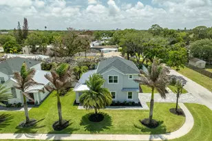 2093 Greenway Dr, Melbourne, FL 32901 - Photo 37