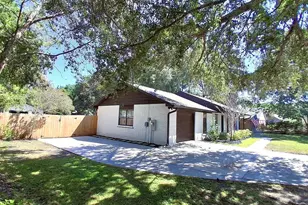 6503 Calle De Lago, Navarre, FL 32566 - Photo 3