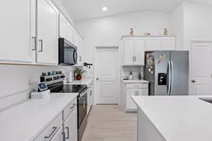 2561 Harbison Ave SW, Palm Bay, FL 32908 - Photo 15