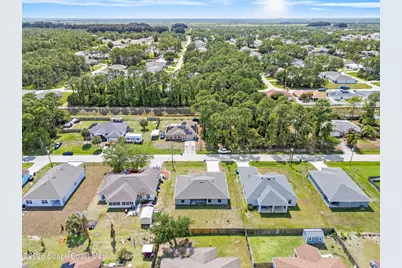 2561 Harbison Avenue SW, Palm Bay, FL 32908 - Photo 33
