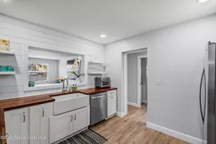 125 W Gadsden Ln, Cocoa Beach, FL 32931 - Photo 15