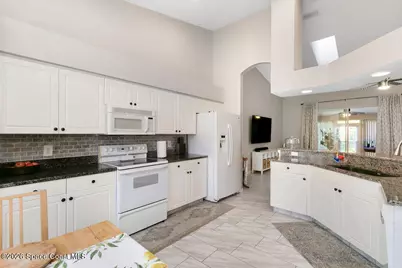 7661 Candlewick Drive, Melbourne, FL 32940 - Photo 15