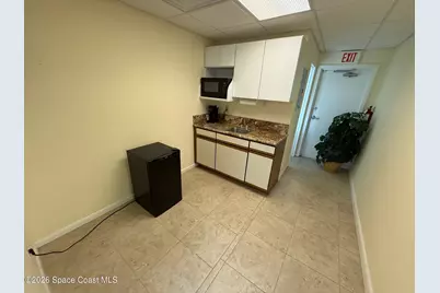 415 S Babcock Street #Suite C (1,000 Sf), Melbourne, FL 32901 - Photo 9