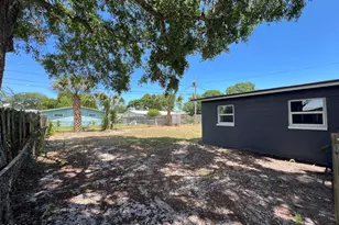 2578 Coventry Rd, Melbourne, FL 32935 - Photo 19