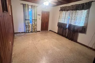 356 Palm Ave, Cocoa, FL 32922 - Photo 3