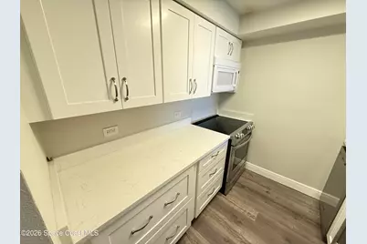 7101 Ridgewood Avenue #209, Cape Canaveral, FL 32920 - Photo 5
