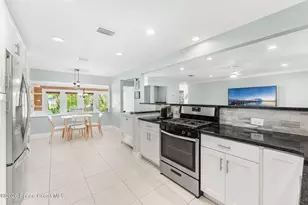 207 Pine Tree Dr, Indialantic, FL 32903 - Photo 13