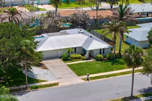 429 Rio Ln, Indialantic, FL 32903 - Photo 3