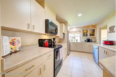 822 Ridge Lake Drive, Melbourne, FL 32940 - Photo 3