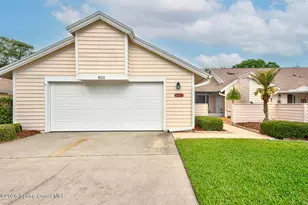 822 Ridge Lake Dr, Melbourne, FL 32940 - Photo 1