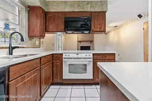 2415 Raintree Lake Cir, Merritt Island, FL 32953 - Photo 9