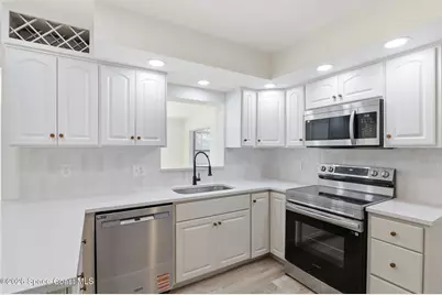 524 Westminster Avenue, Melbourne, FL 32935 - Photo 3