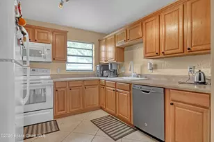 3731 Hardwood Ct, Melbourne, FL 32935 - Photo 7