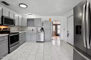180 San Luis St SW, Palm Bay, FL 32908 - Photo 3
