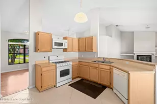 2086 Lionel Dr, Melbourne, FL 32940 - Photo 11