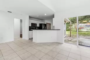 582 Sea Crest Ave SW, Palm Bay, FL 32908 - Photo 13