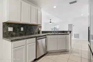 582 Sea Crest Ave SW, Palm Bay, FL 32908 - Photo 17