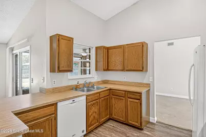 380 Narragansett Street NE, Palm Bay, FL 32907 - Photo 17