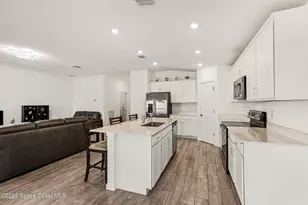 906 Dockside Dr SW, Palm Bay, FL 32908 - Photo 7