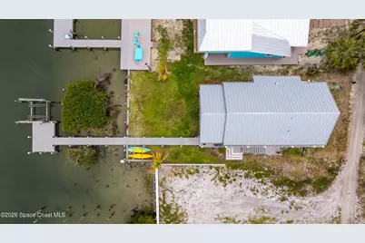 18 Vip Island #B, Grant-Valkaria, FL 32949 - Photo 5