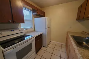 1711 Dixon Blvd, Cocoa, FL 32922 - Photo 3