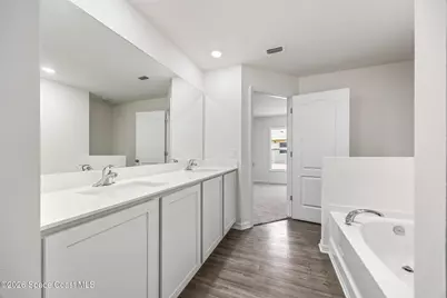539 Hamwood Street SW, Palm Bay, FL 32908 - Photo 37