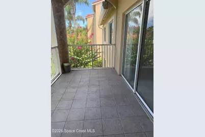 1550 S 42nd Circle #202, Vero Beach, FL 32967 - Photo 5