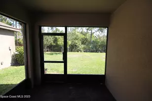 903 Musgrass Cir, West Melbourne, FL 32904 - Photo 27