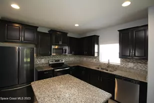 903 Musgrass Cir, West Melbourne, FL 32904 - Photo 7