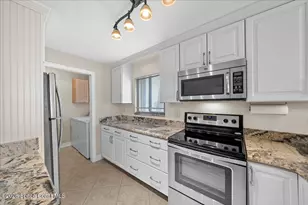 555 Jackson Ave, Cape Canaveral, FL 32920 - Photo 11