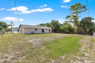 587 Tasco Ave SW, Palm Bay, FL 32908 - Photo 19