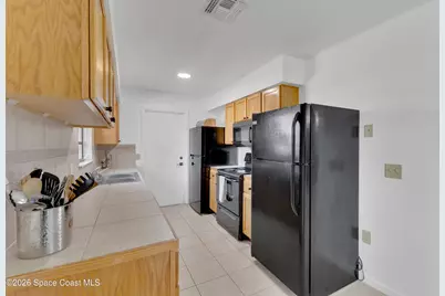 587 Tasco Avenue SW, Palm Bay, FL 32908 - Photo 9