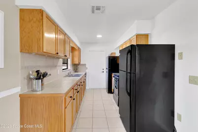587 Tasco Avenue SW, Palm Bay, FL 32908 - Photo 7