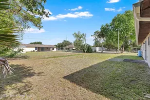 587 Tasco Ave SW, Palm Bay, FL 32908 - Photo 21