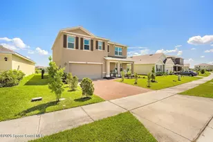 1046 Dugan CIR SE, Palm Bay, FL 32909 - Photo 3