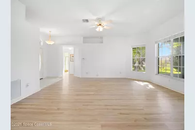 107 Larchmont Terrace W, Sebastian, FL 32958 - Photo 7